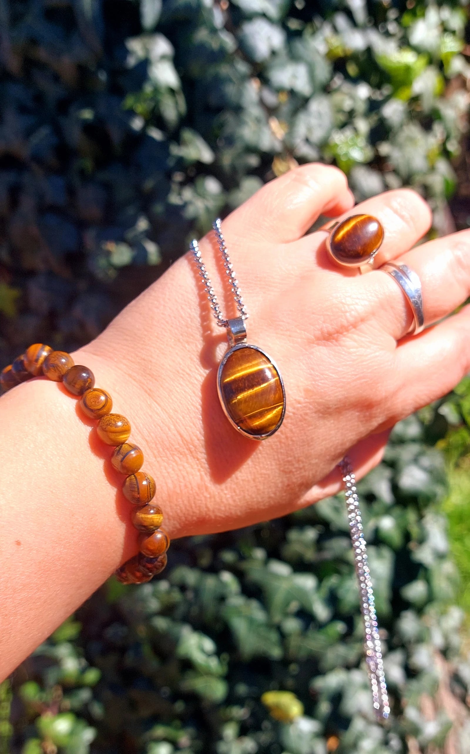 Conjunto Ojo de tigre